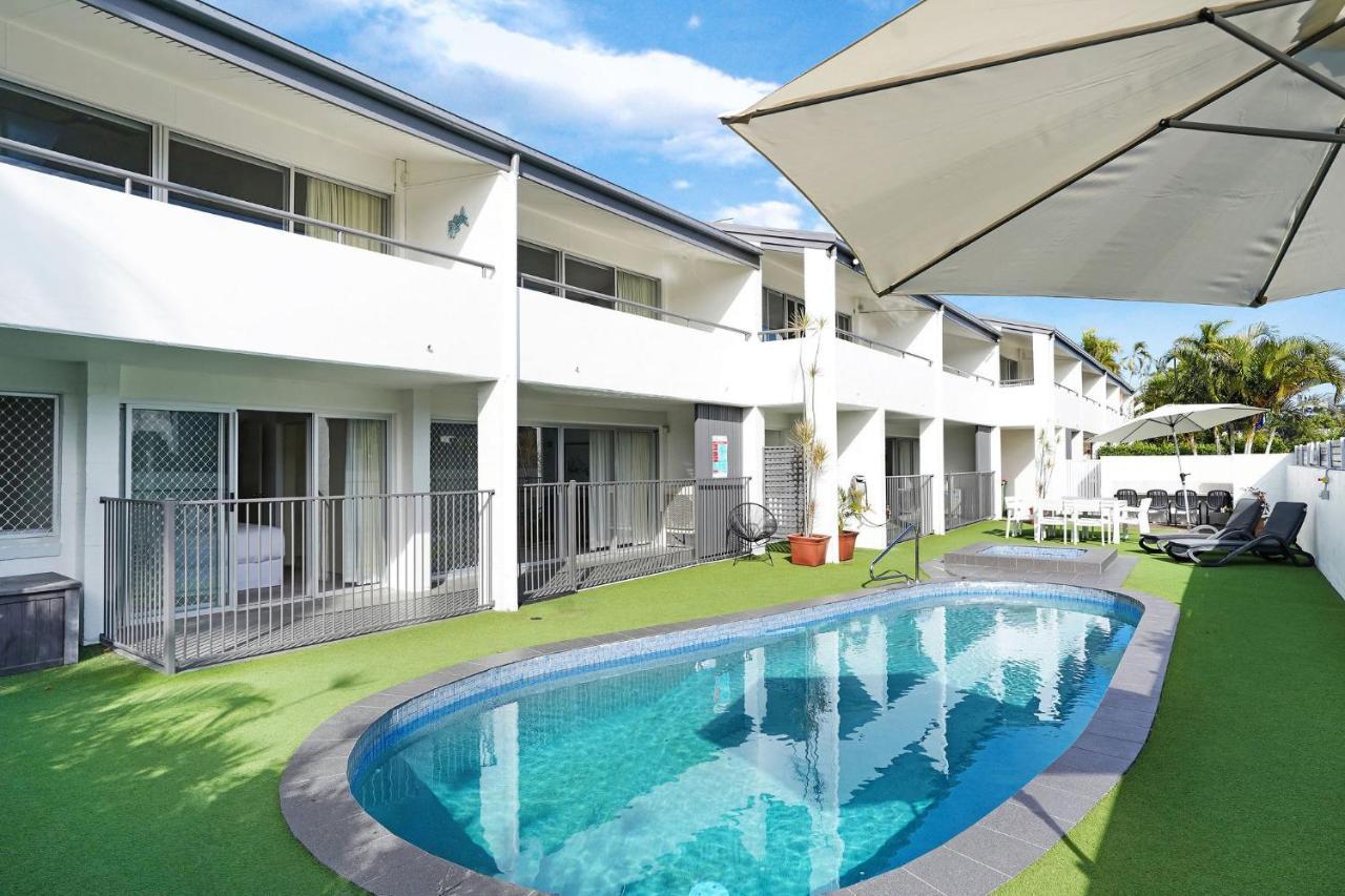 Noosa Parade Holiday Inn Buitenkant foto